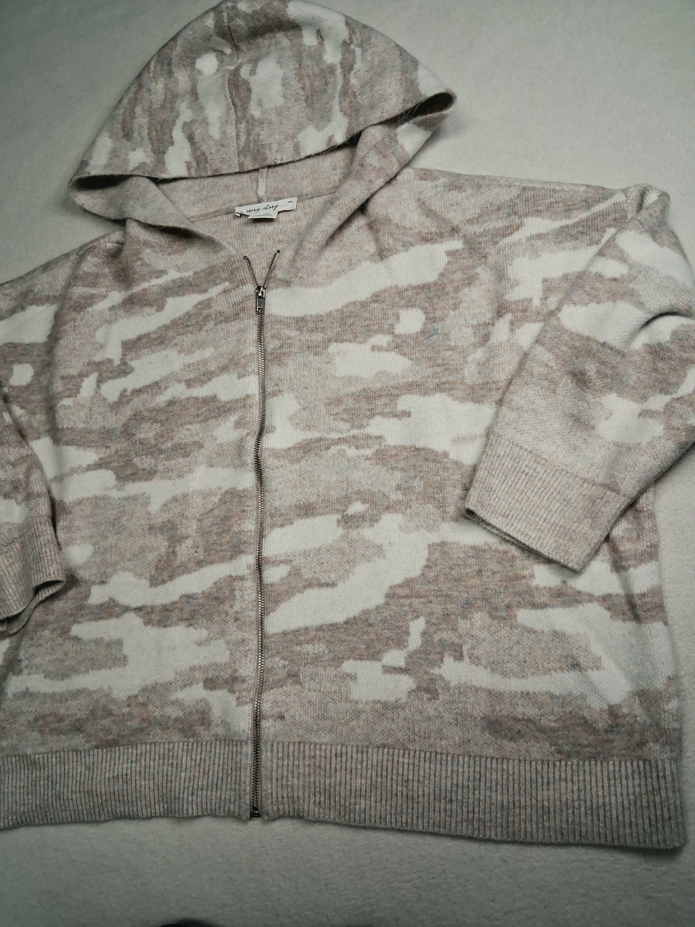 Neutral Camo Zip-Up Hoodie Sweater - Lightweight Taupe & Cream - Picture 3 of 8